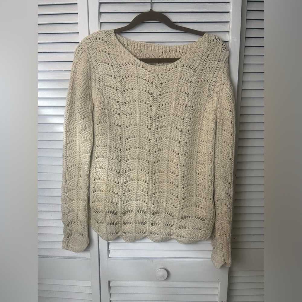 Chaser Cream Crochet Knit Scallop Sweater Size Medium